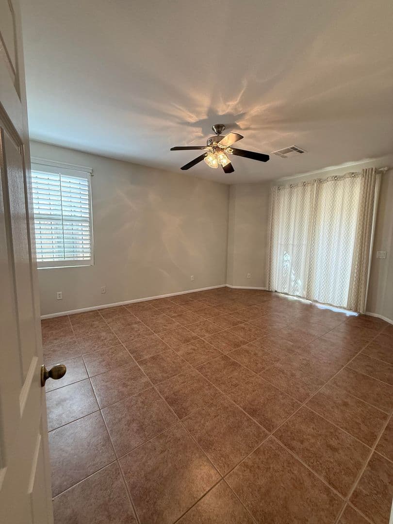 Las Vegas House: 7621 Port Orchard Ave.
