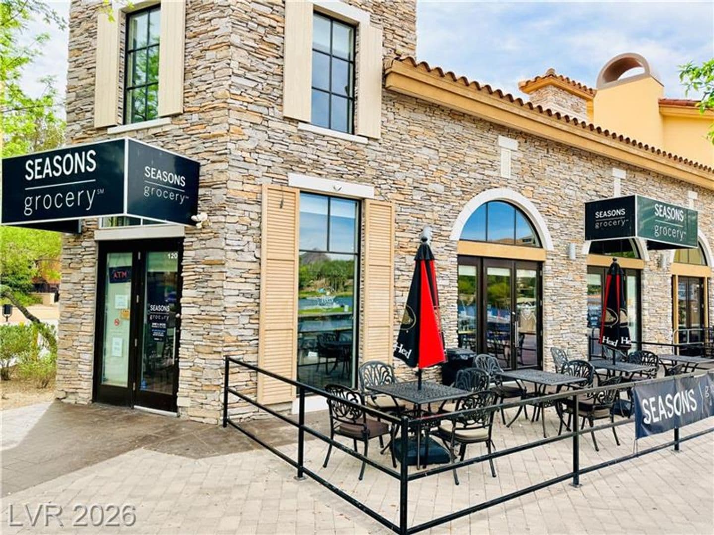Henderson House: 30 Strada Di Villaggio