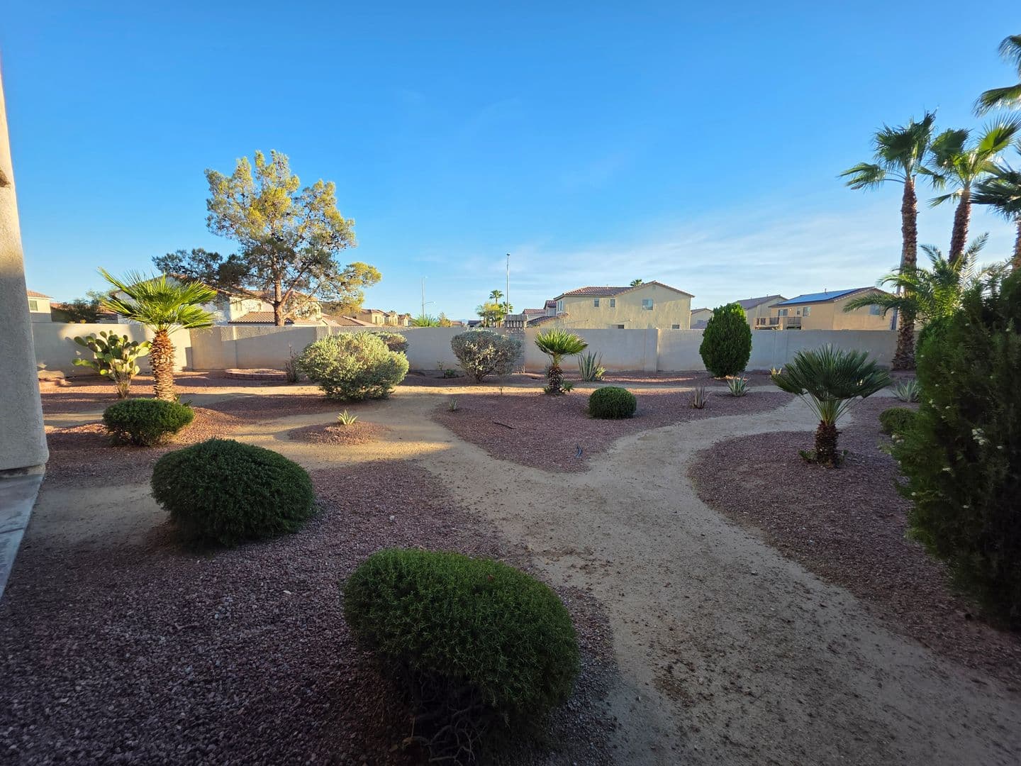 Las Vegas House: 748 Maccabe Ave