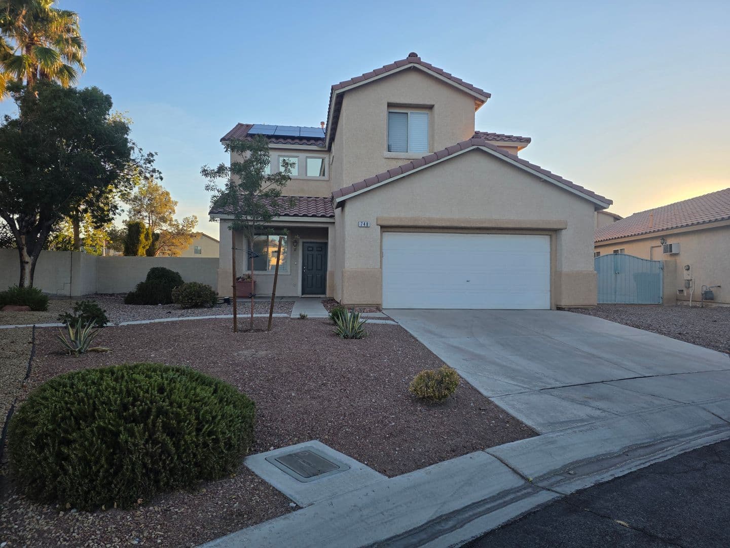 Las Vegas House: 748 Maccabe Ave