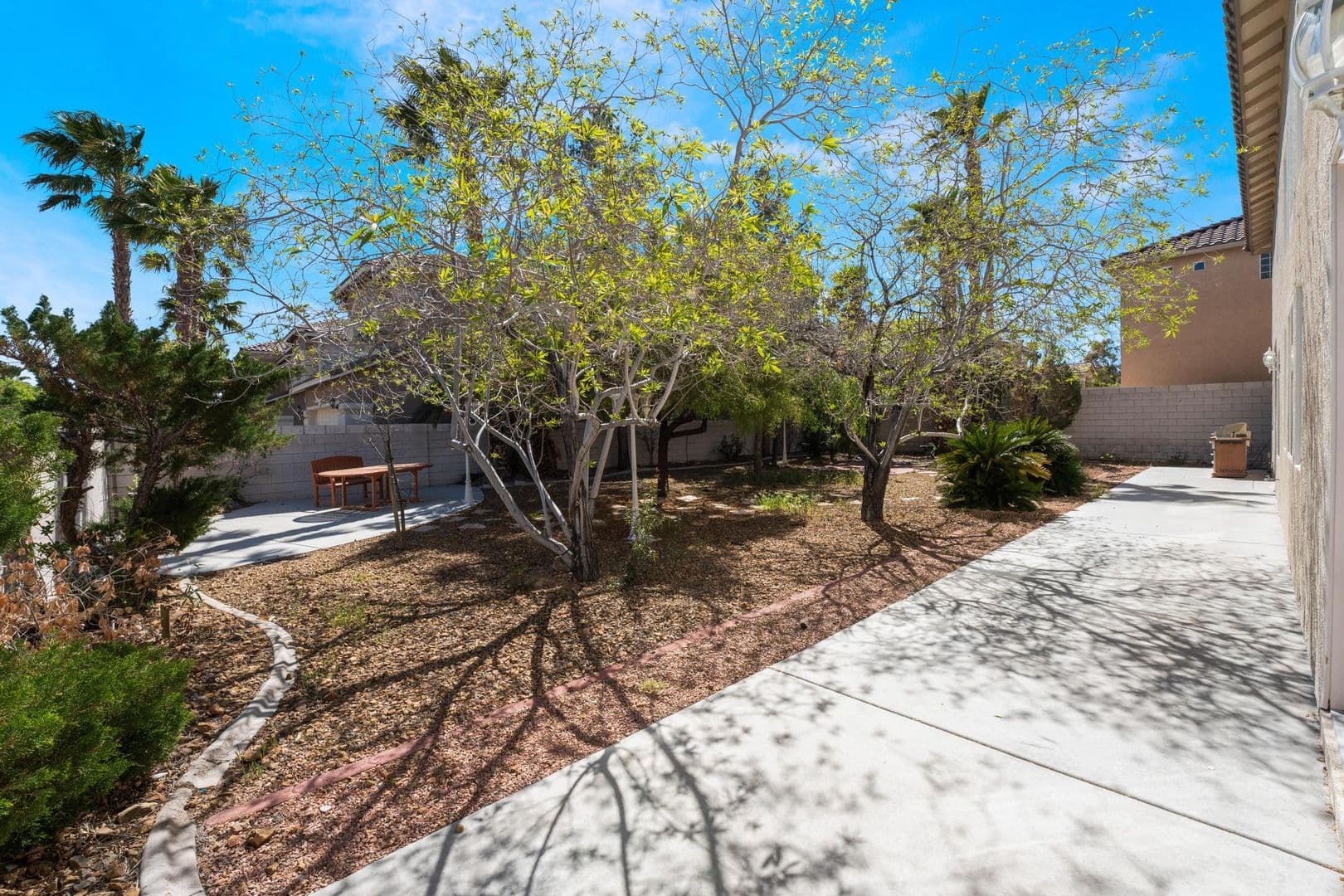 Las Vegas House: 8901 Goldstone Ave.