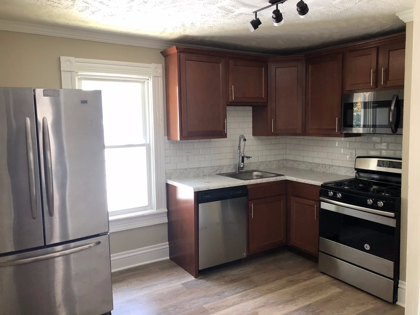 Rochester Apartment: 59 Edmonds St