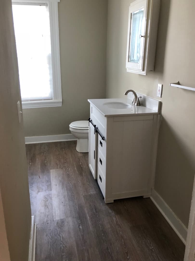 Rochester Apartment: 59 Edmonds St