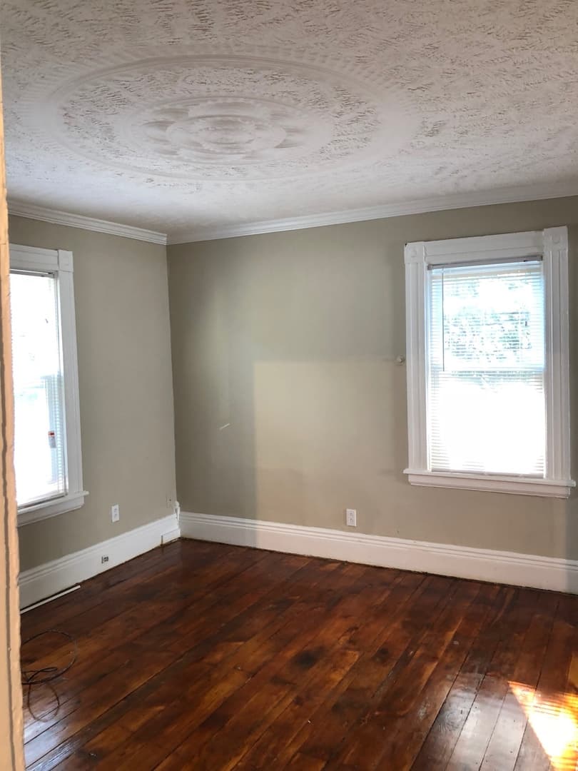 Rochester Apartment: 59 Edmonds St