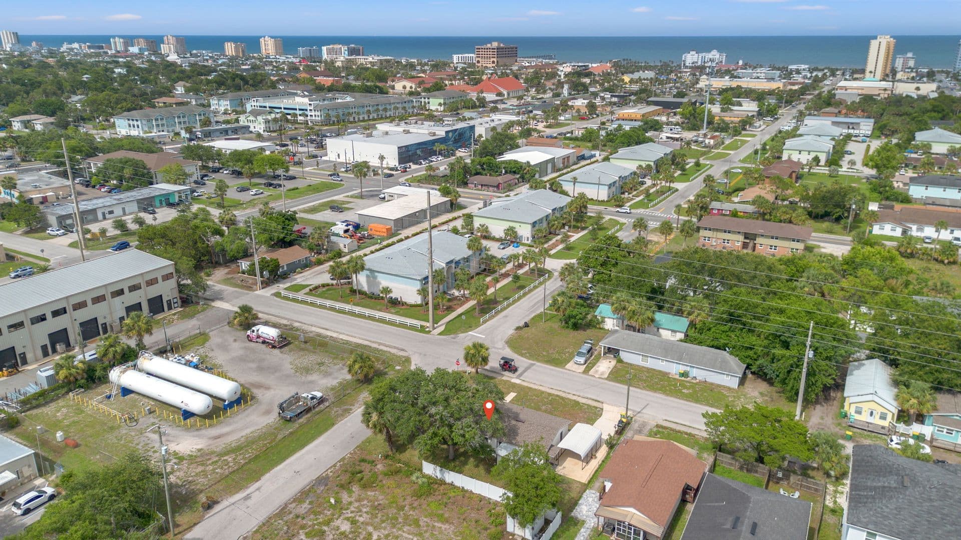 Jacksonville Beach House: 1002 1st ave S