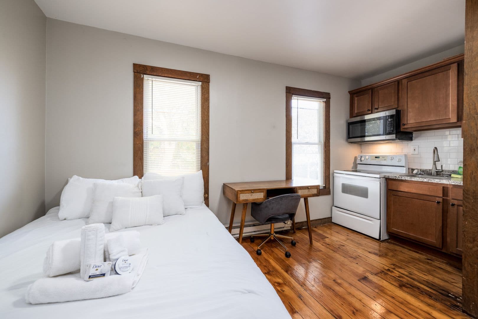 Rochester Apartment: 123 Griffith St