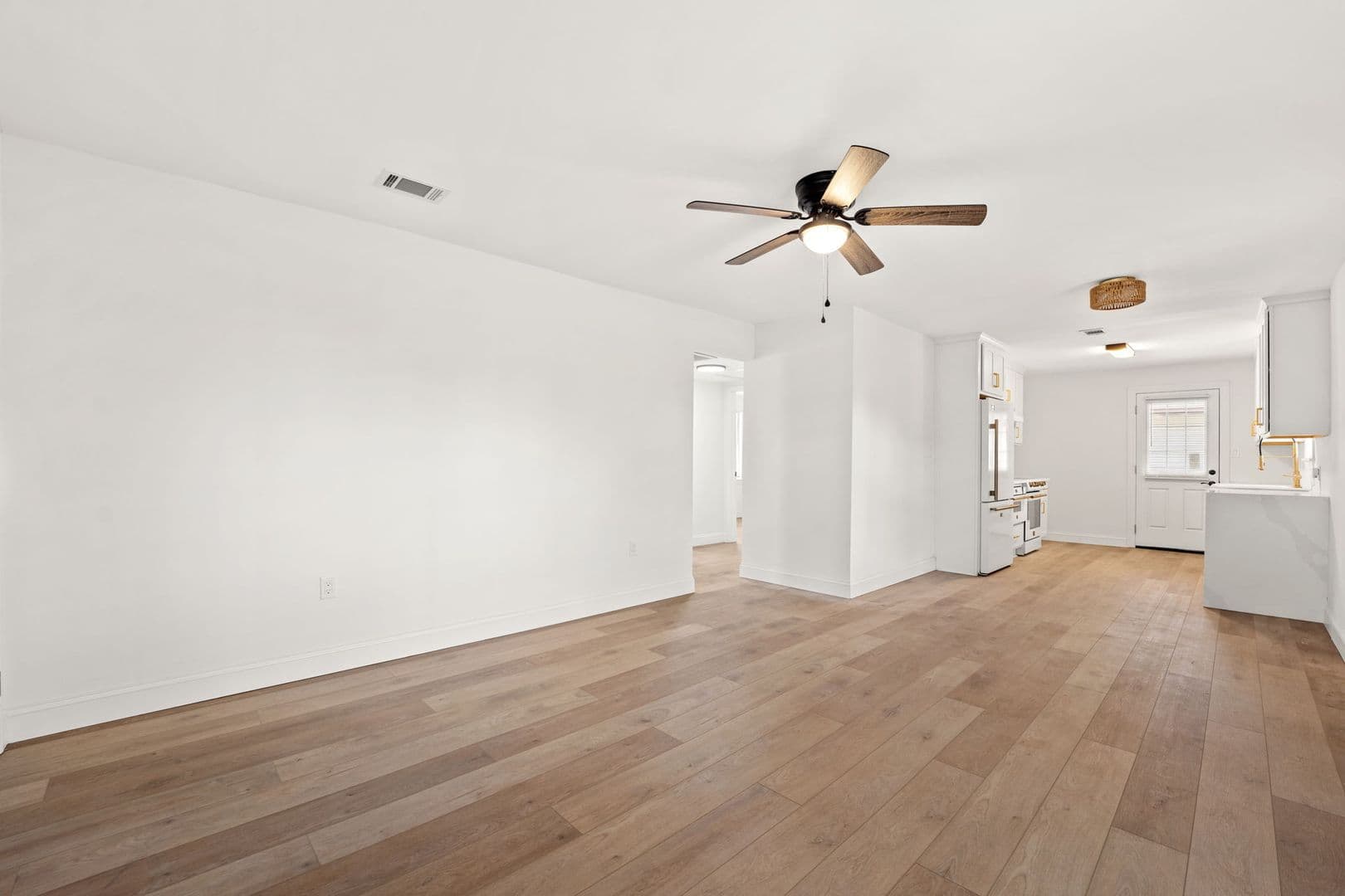 Jacksonville Beach House: 1002 1st ave S