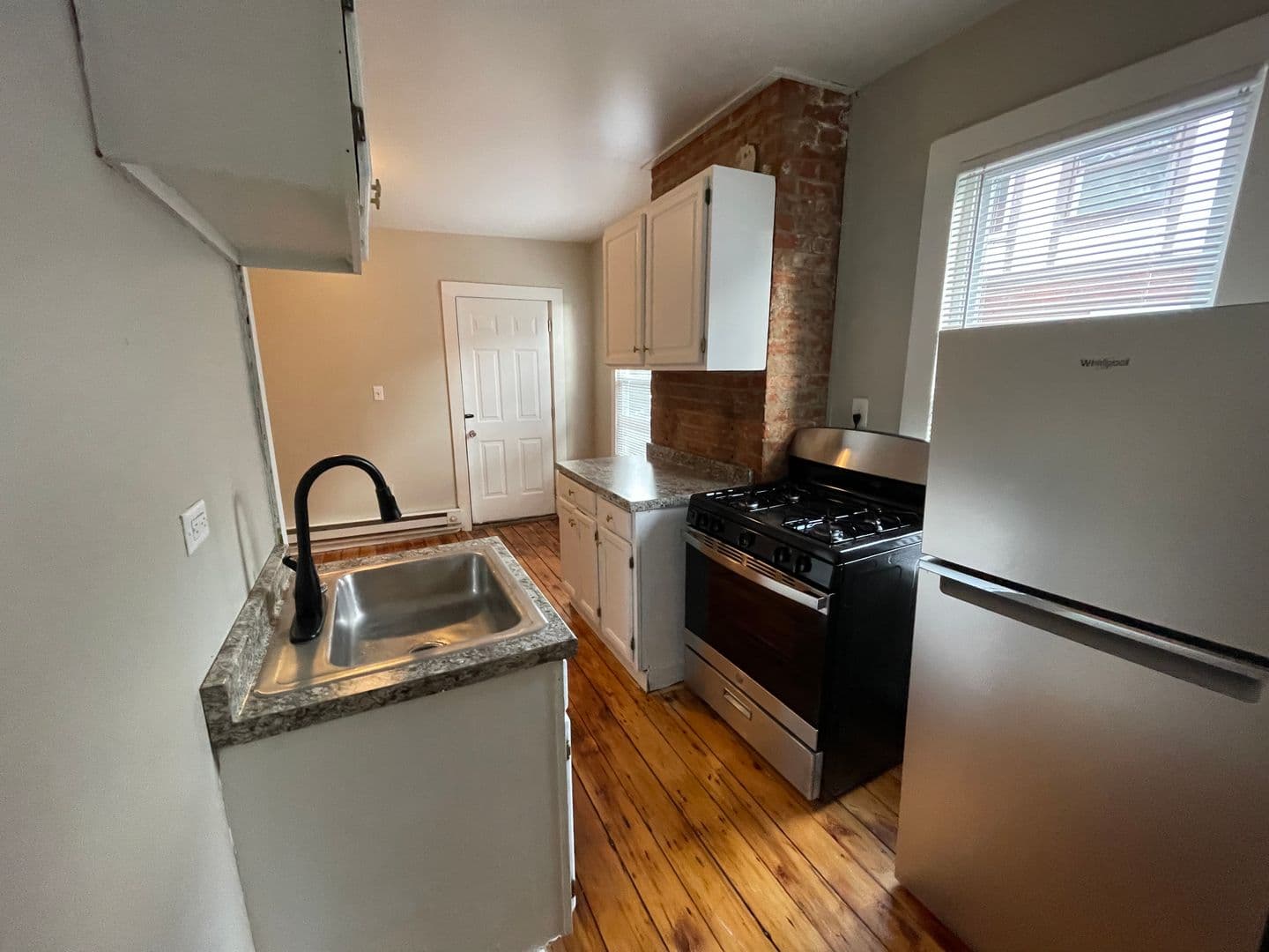 Rochester Apartment: 123 Griffith St