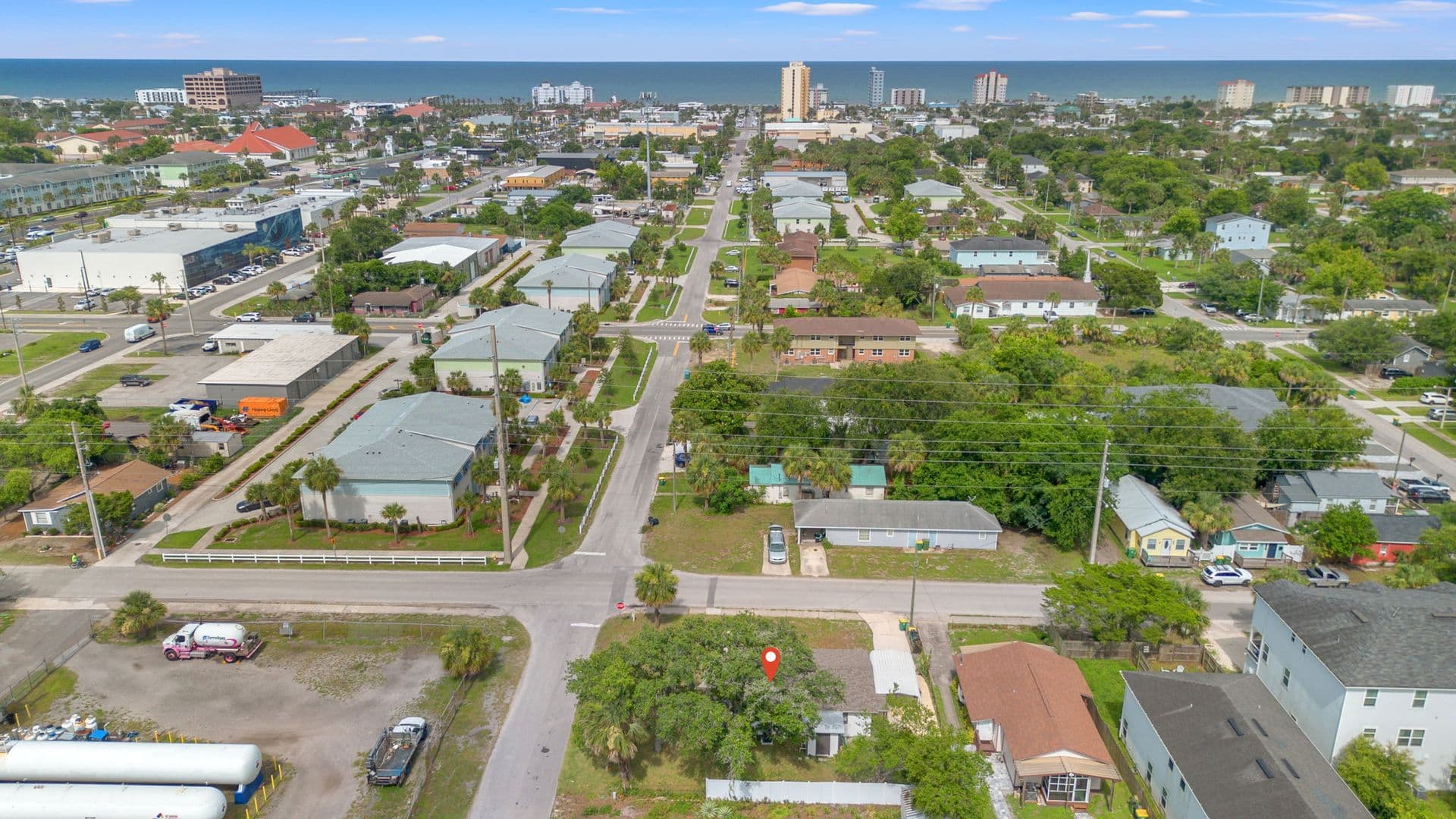 Jacksonville Beach House: 1002 1st ave S