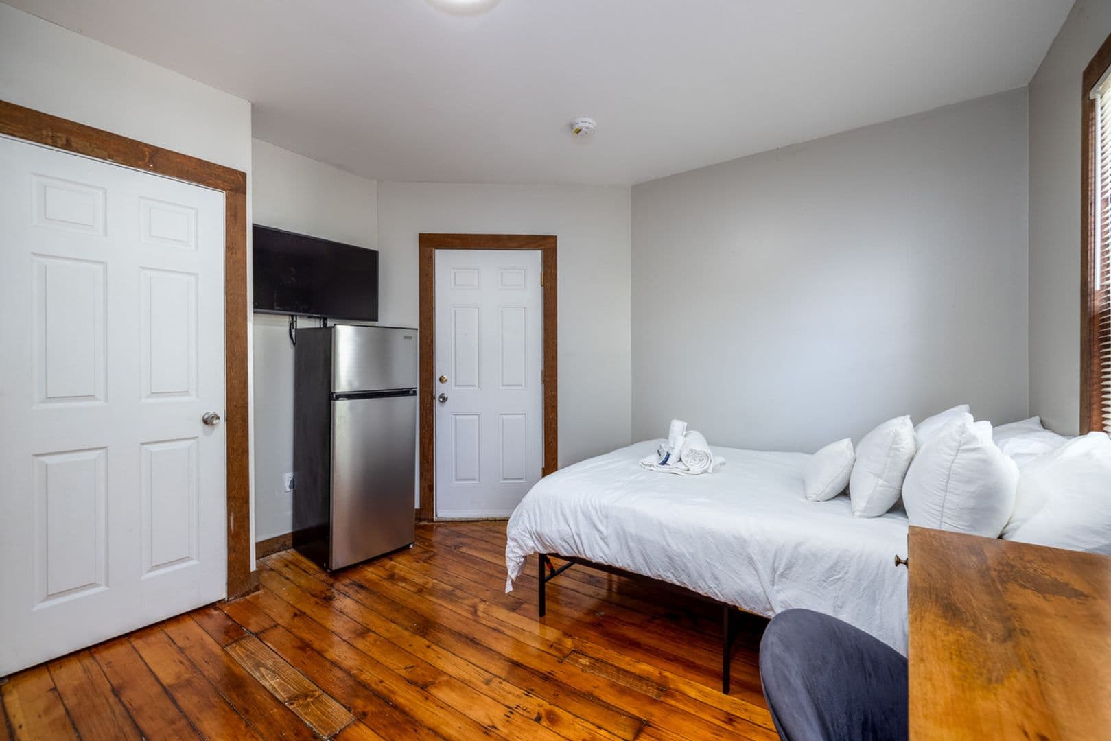 Rochester Apartment: 123 Griffith St