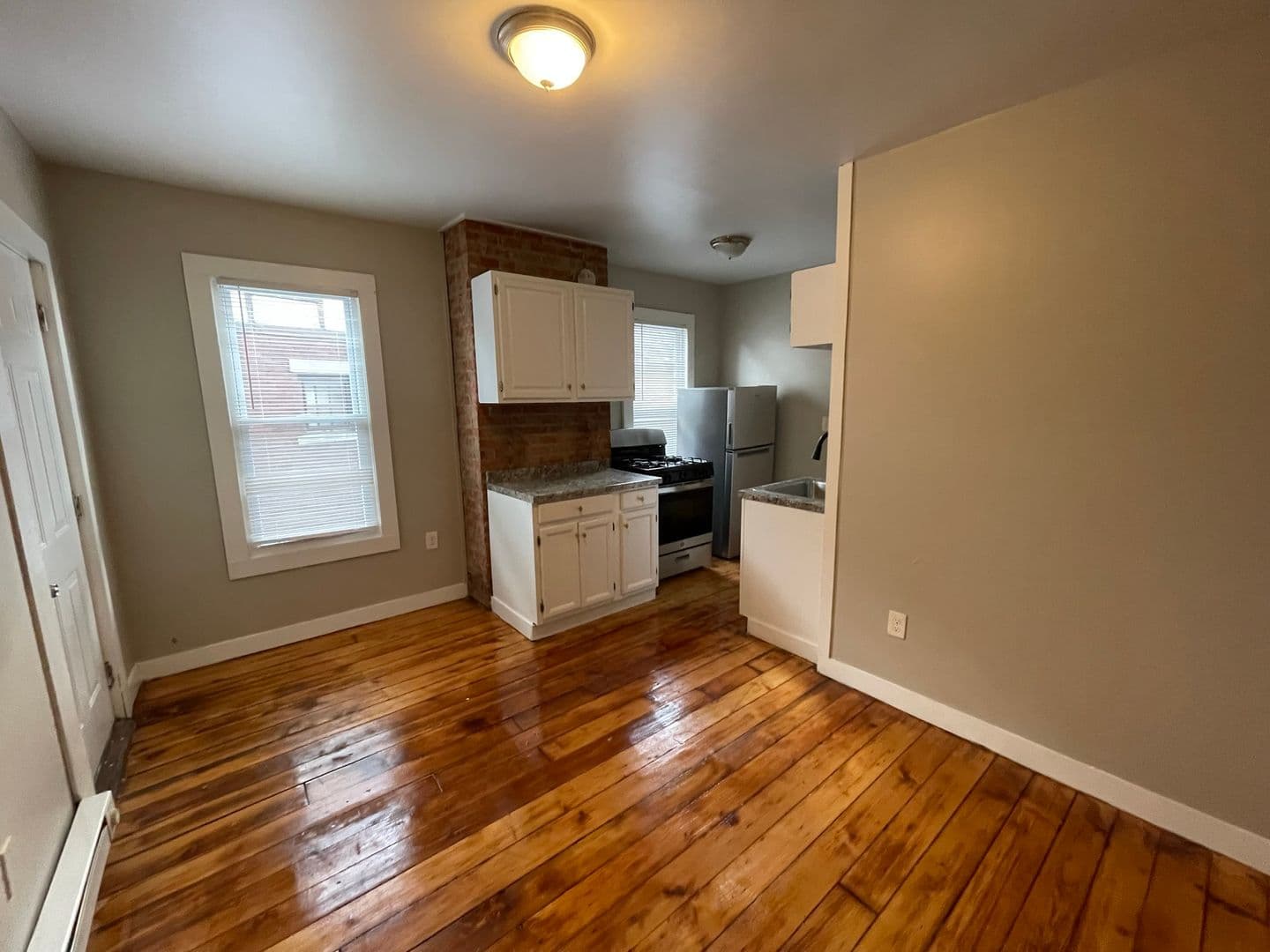 Rochester Apartment: 123 Griffith St