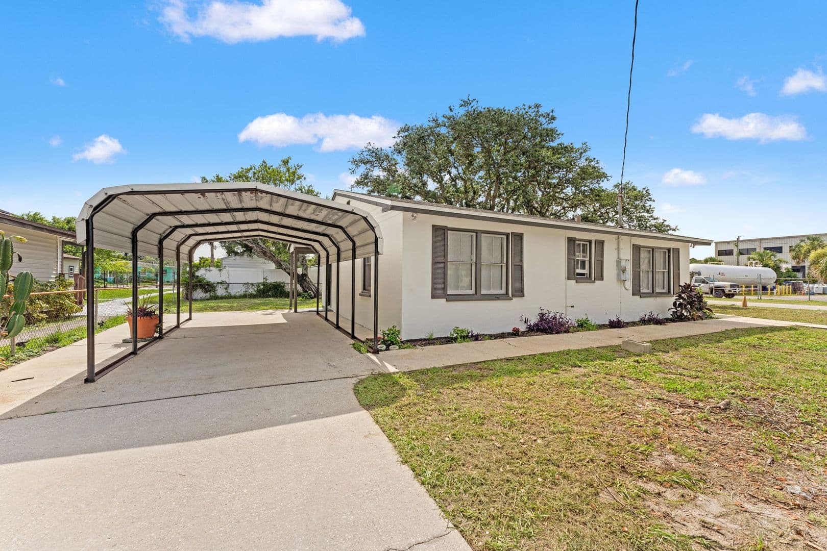Jacksonville Beach House: 1002 1st ave S