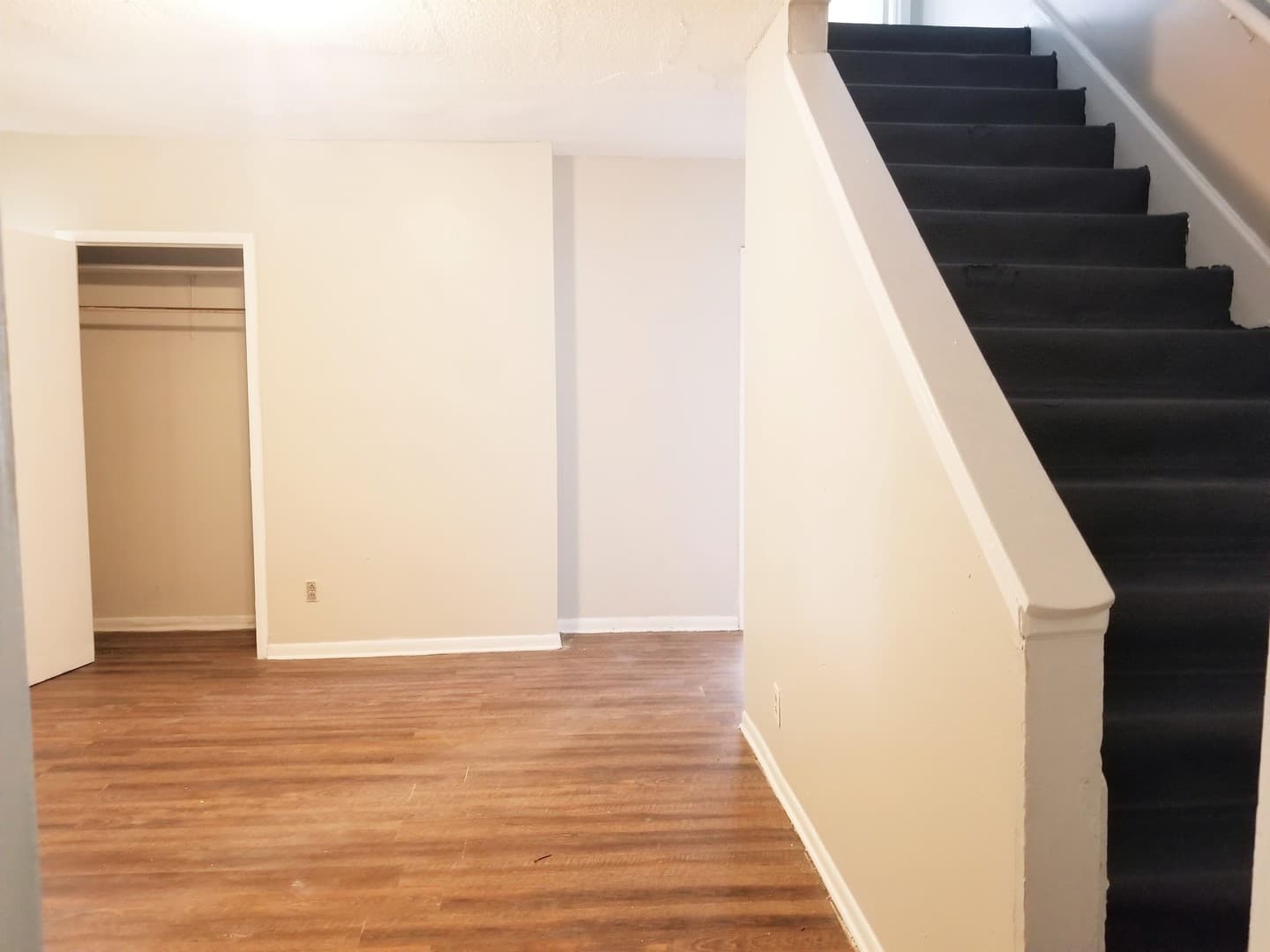 Huntsville House: 3308 Bradley St.