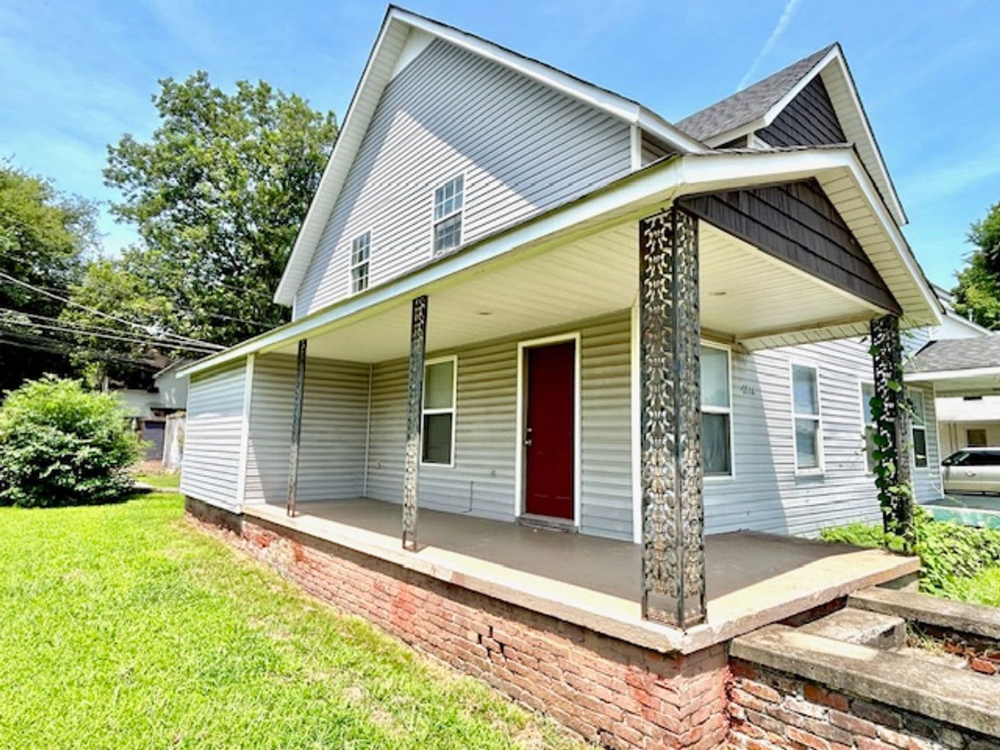 Huntsville House: 3512 Triana Blvd