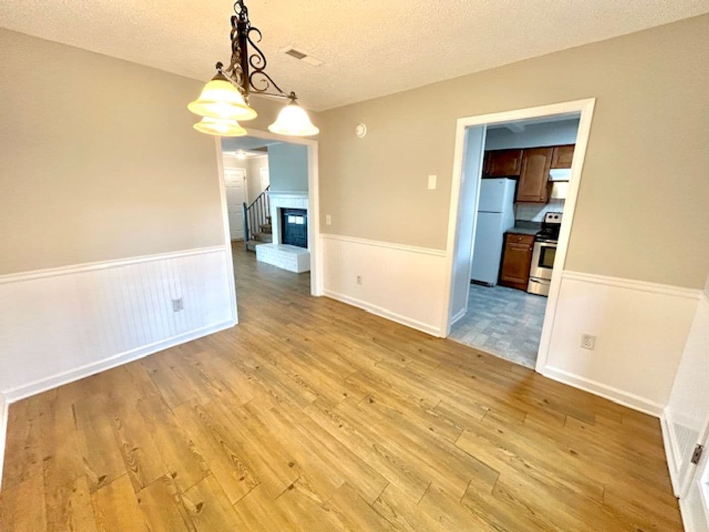 Madison House: 119 Crescent Cir