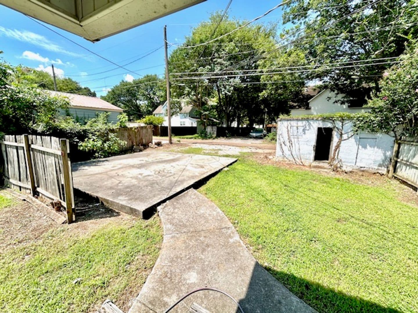Huntsville House: 3514 Triana Blvd