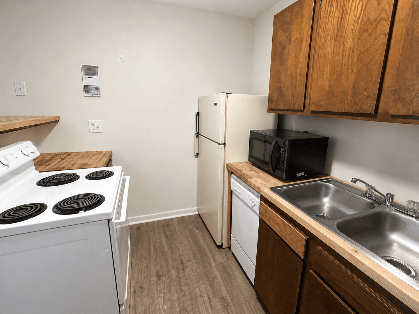 Huntsville Apartment: 4909 Cotton Row