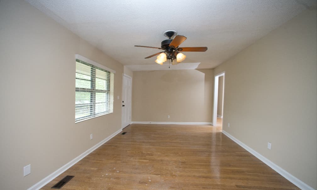 Brownsboro House: 184 H Mitchell Drive