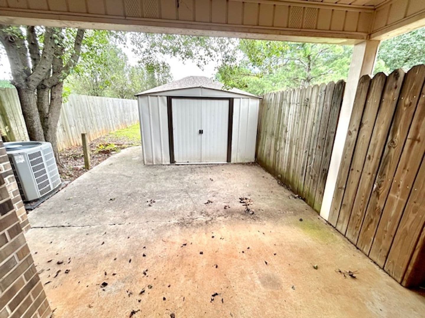Madison House: 119 Crescent Cir