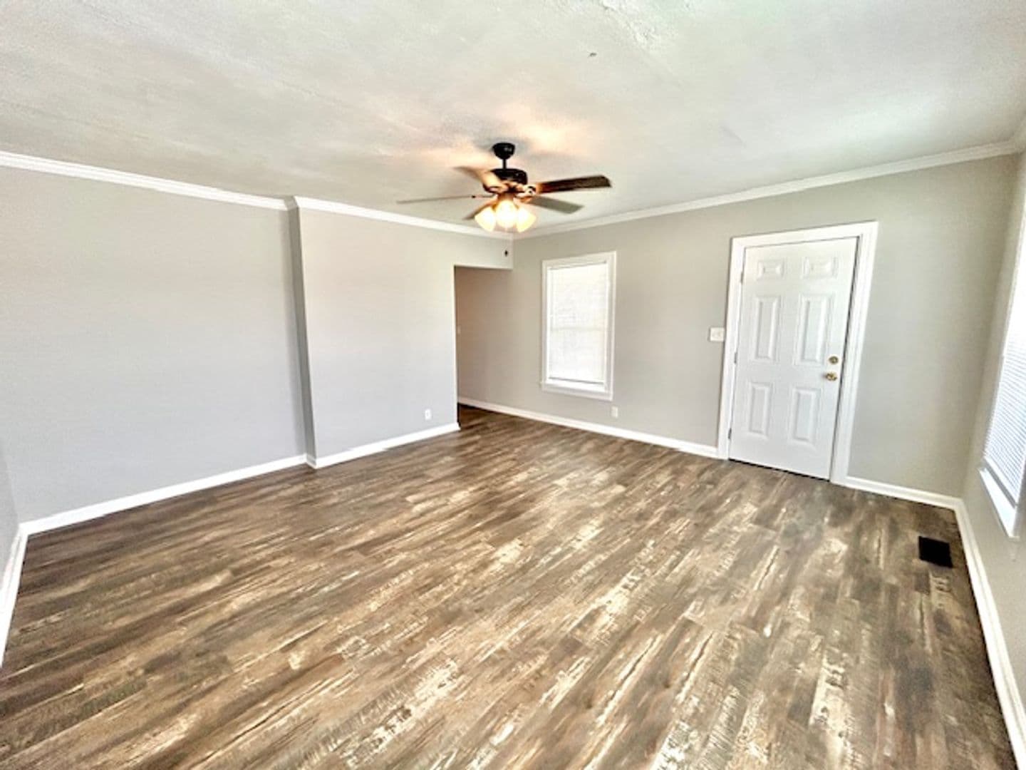 Huntsville House: 3512 Triana Blvd