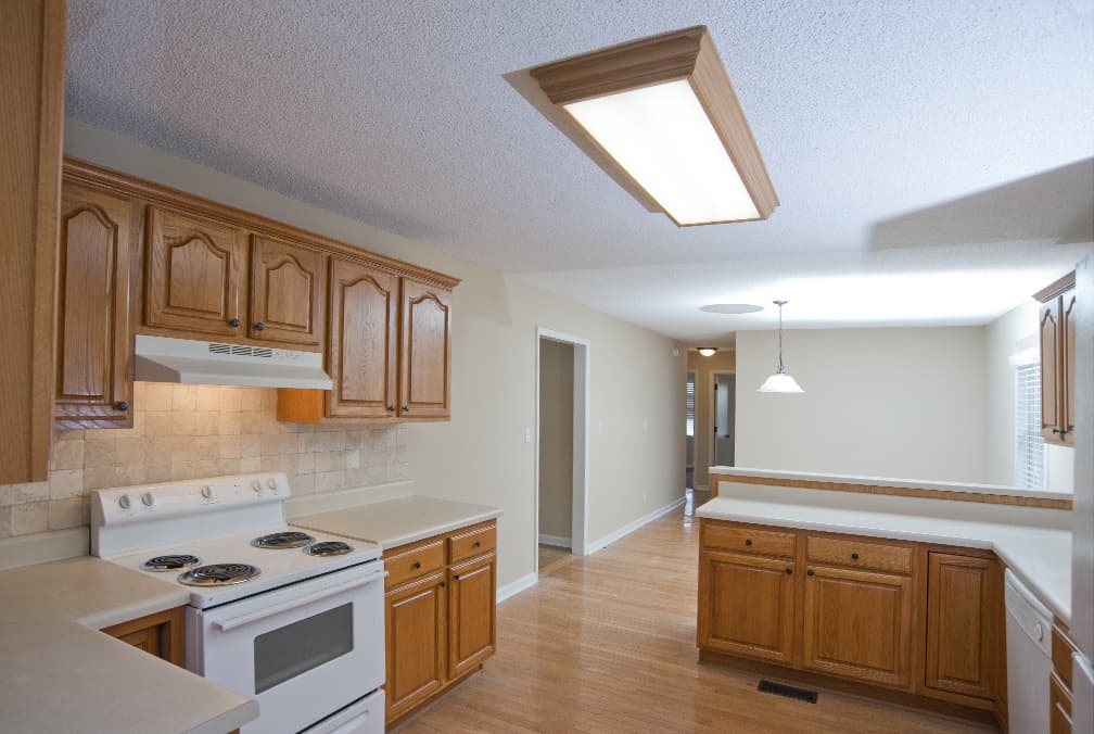 Brownsboro House: 184 H Mitchell Drive