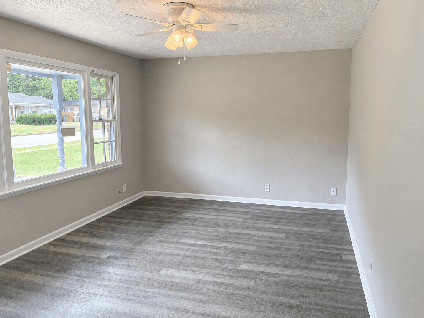 Huntsville House: 6100 Colfax Road