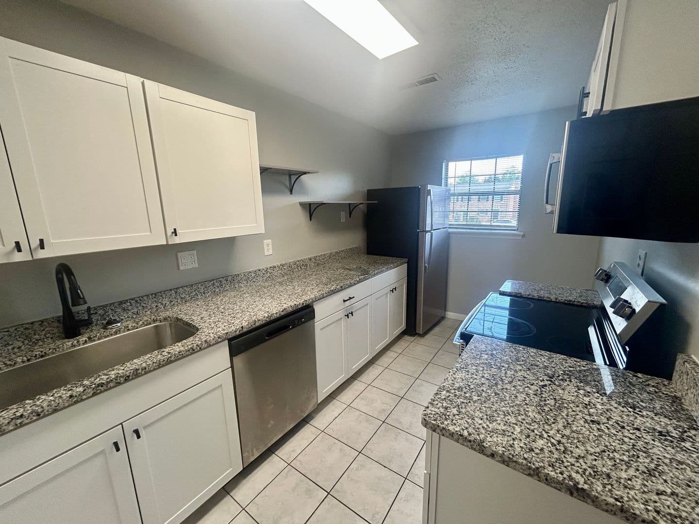 Huntsville Apartment: 4922 Cotton Row NW