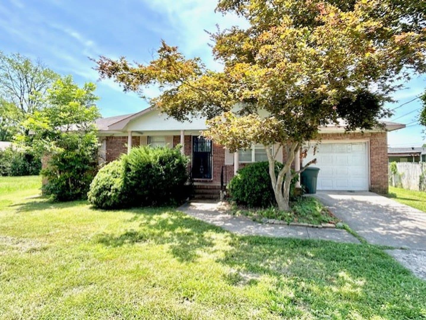 Huntsville House: 1709 Morningside Drive NW