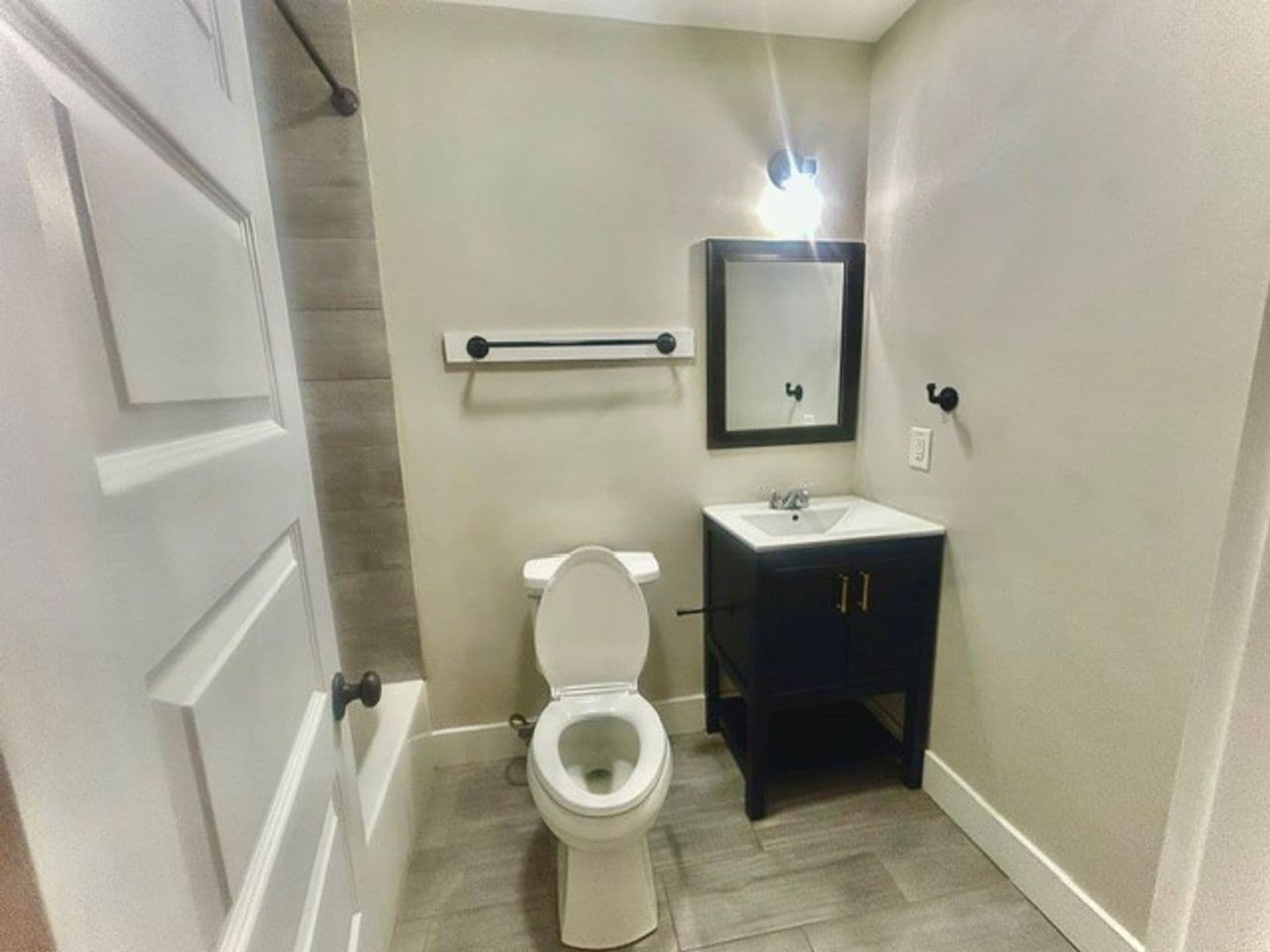 Huntsville Apartment: 3807 McVay St