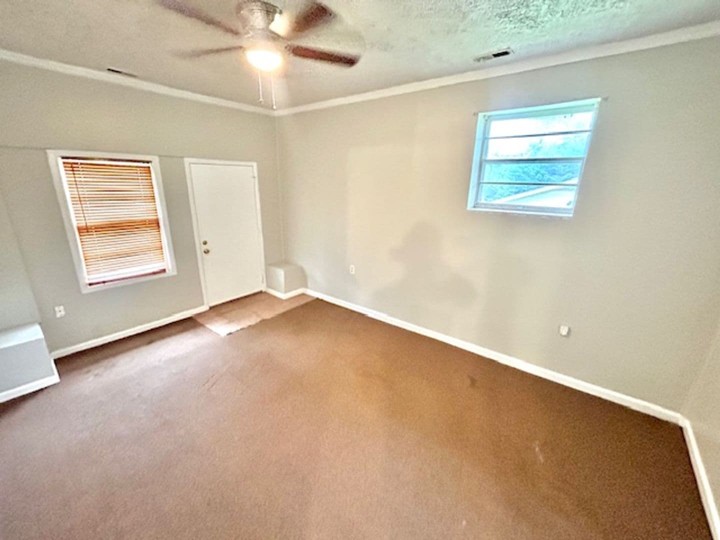 Huntsville House: 3305 E. Tucker Drive NW