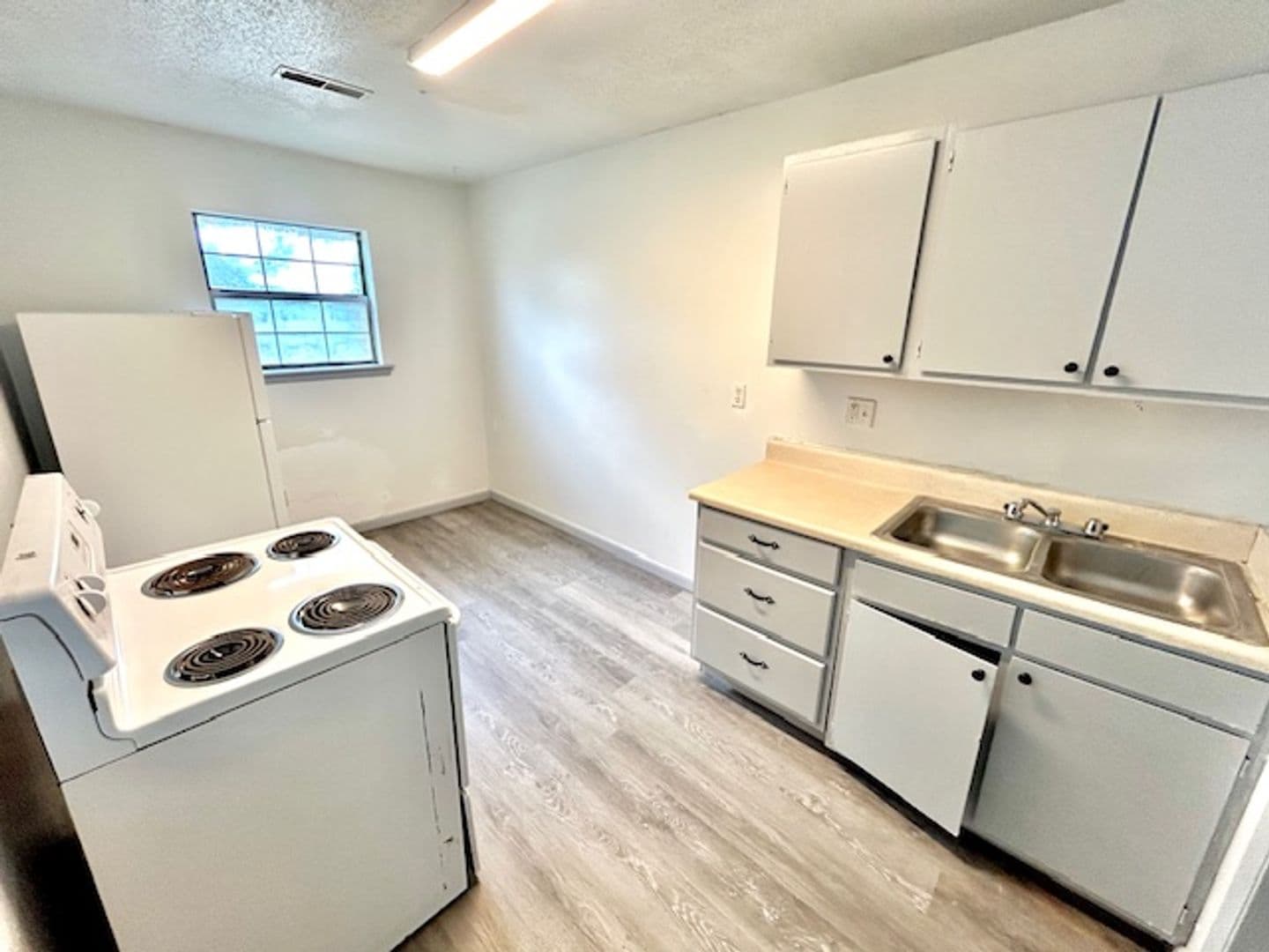 Huntsville Apartment: 4926 Cotton Row NW