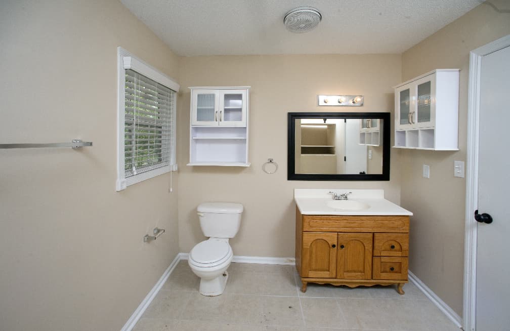 Brownsboro House: 184 H Mitchell Drive