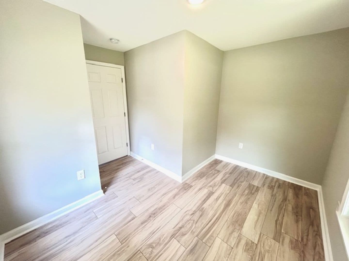Huntsville House: 2911 Meridian St N
