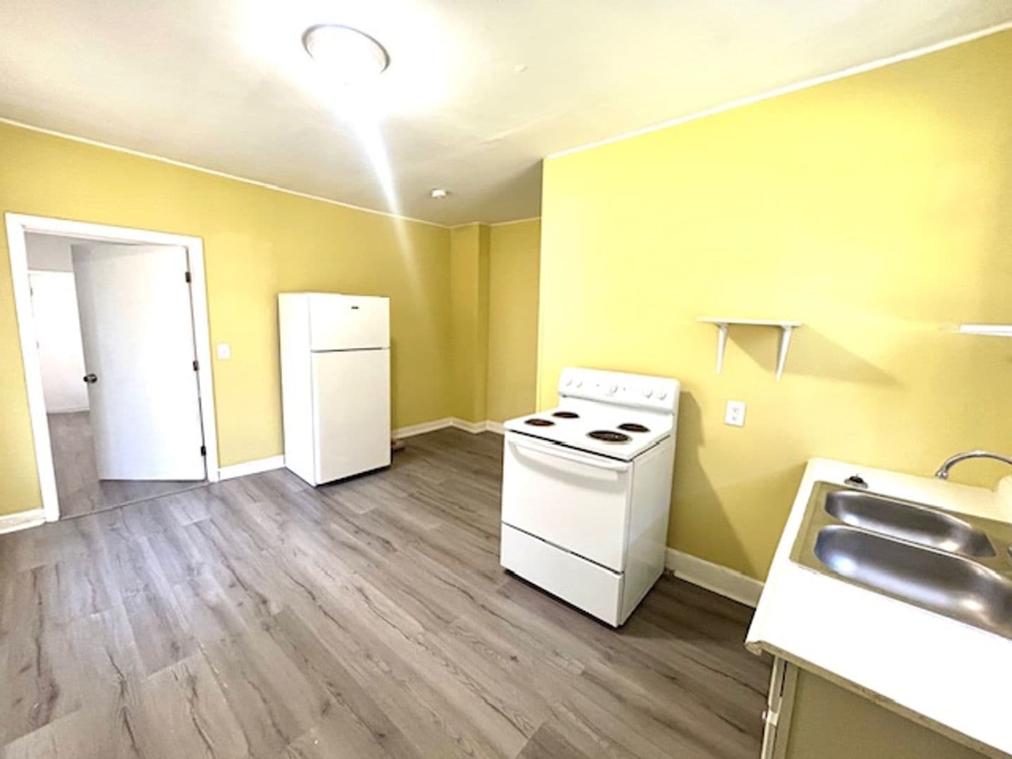 Huntsville House: 3612 Fairview St