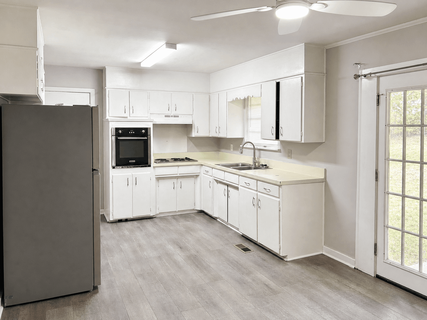 Huntsville House: 2608 Scenic View Drive