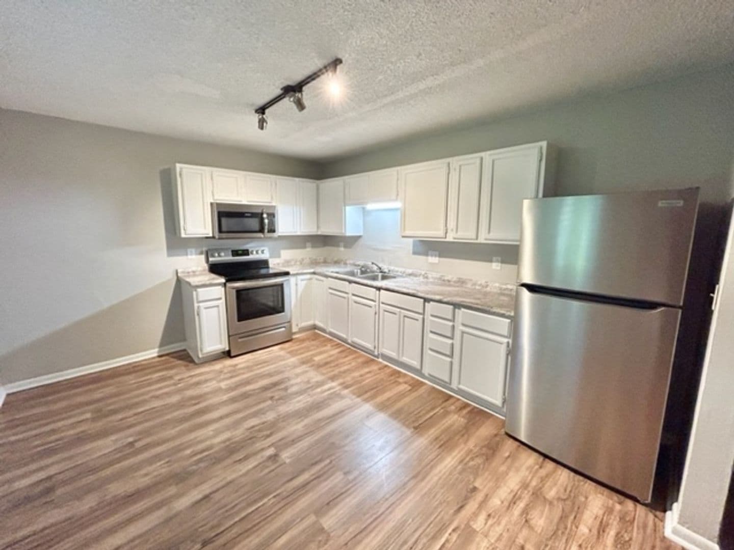 Huntsville Apartment: 1408 Ascent Trail NW