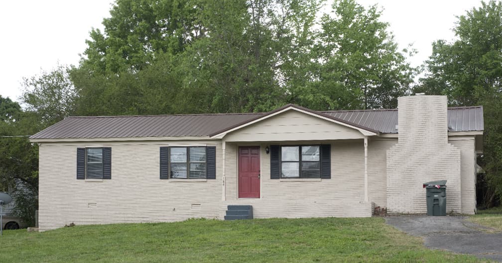 Brownsboro House: 184 H Mitchell Drive