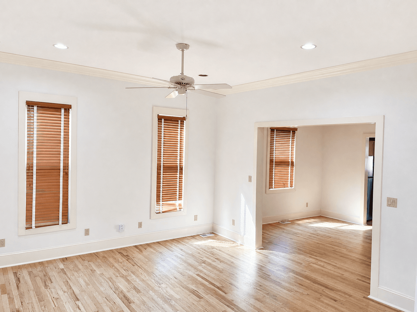 Huntsville House: 801 Stevens Ave NE
