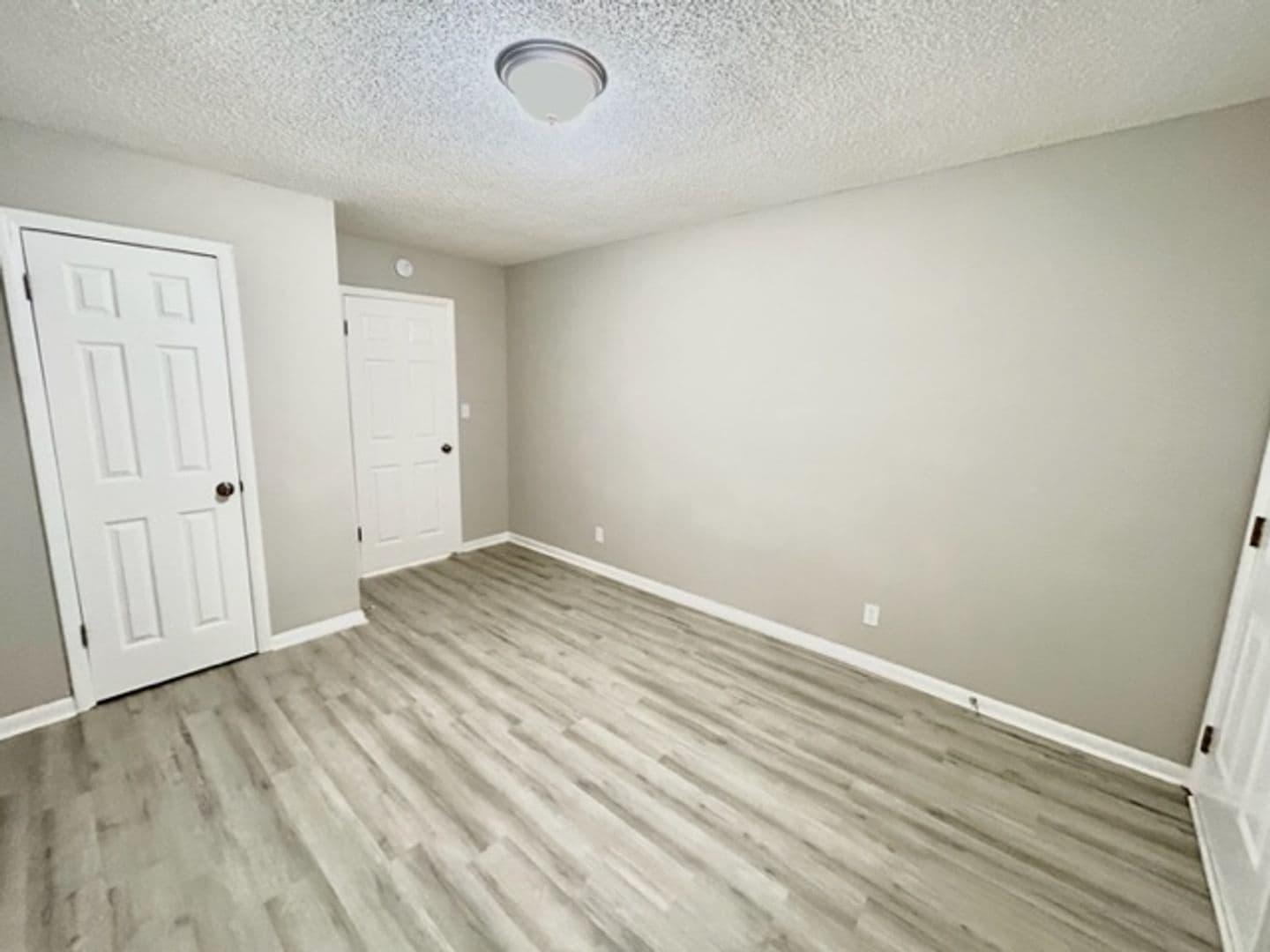 Huntsville House: 4304 Chalet Cir
