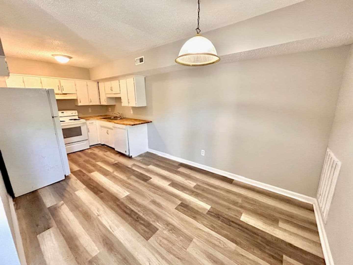 Huntsville Apartment: 9024 Mahogany Row