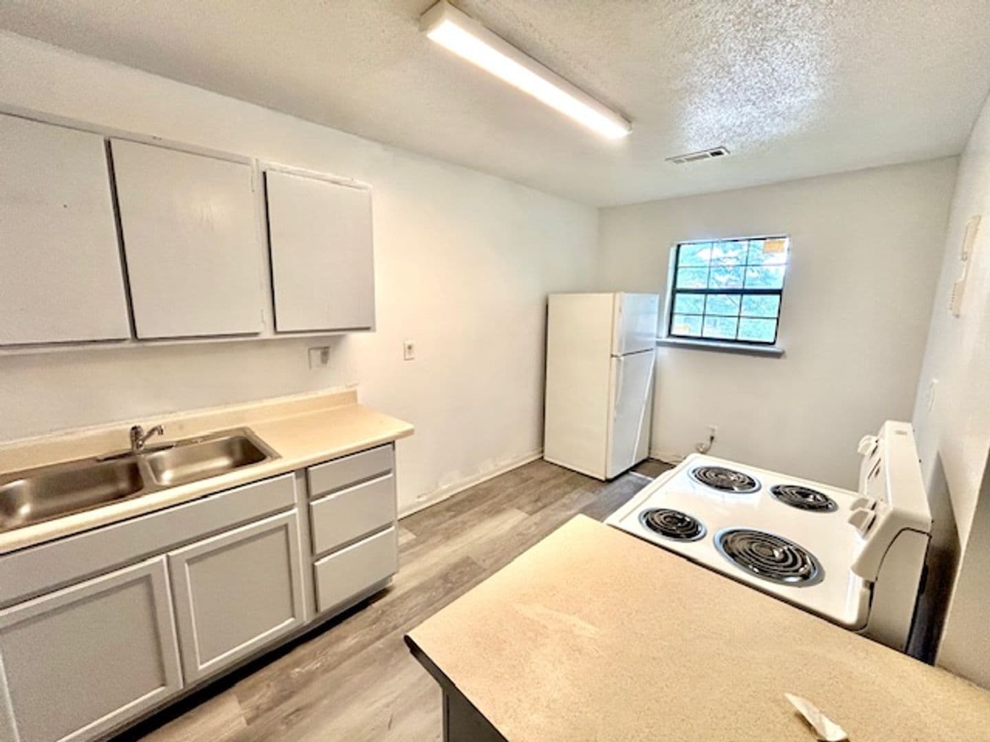Huntsville Apartment: 4926 Cotton Row NW