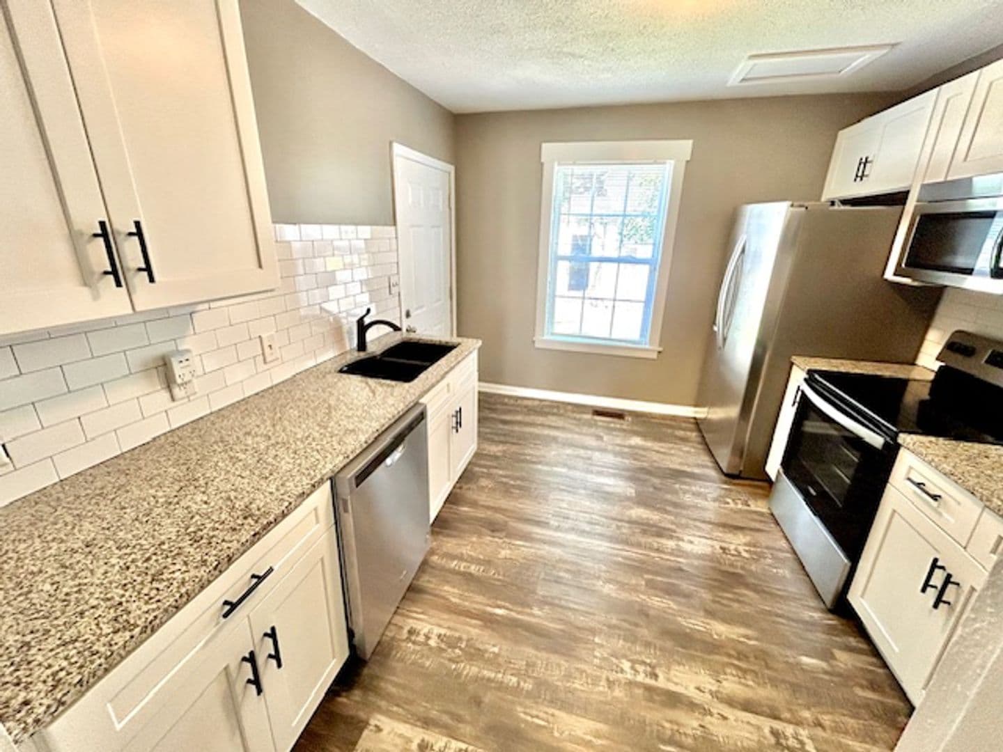Huntsville House: 3514 Triana Blvd