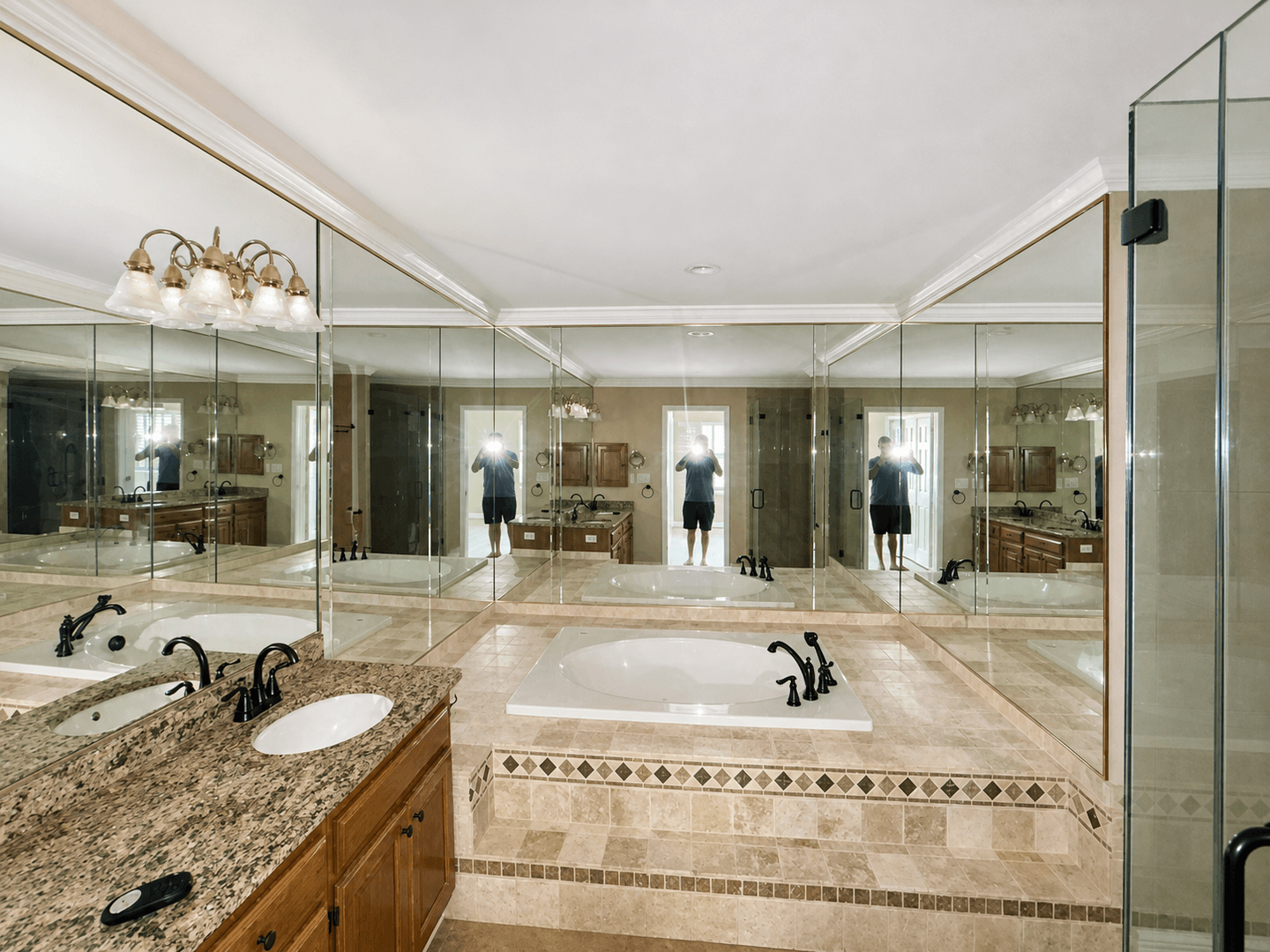 Madison House: 245 West Lake Circle