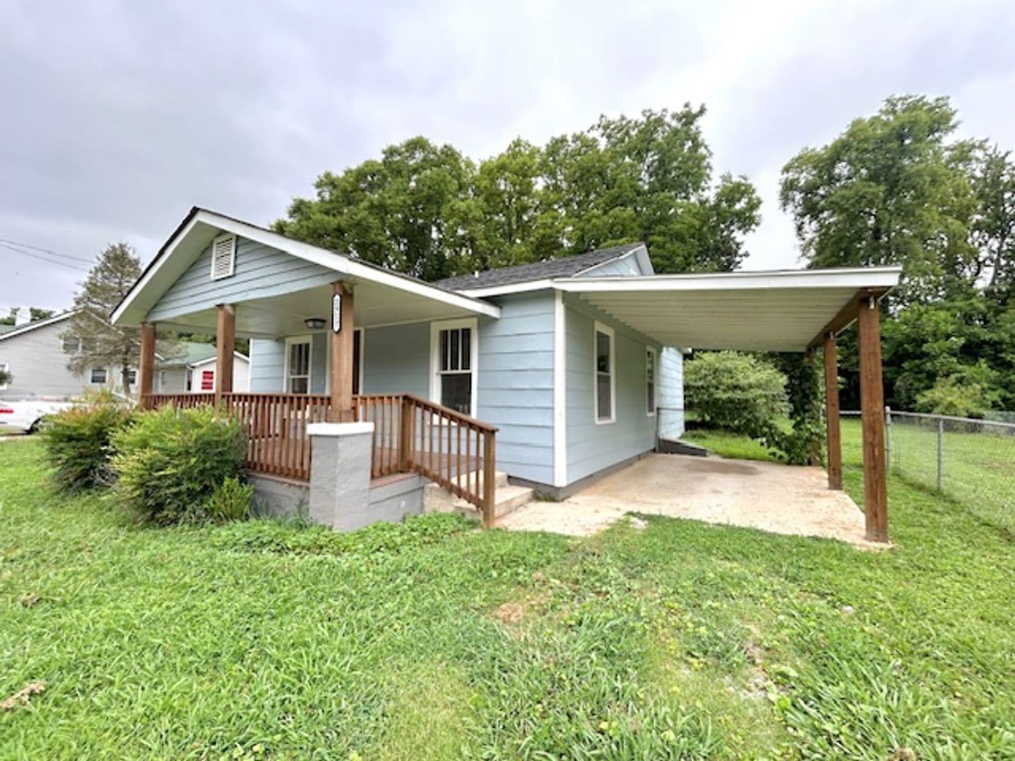 Huntsville House: 2911 Meridian St N