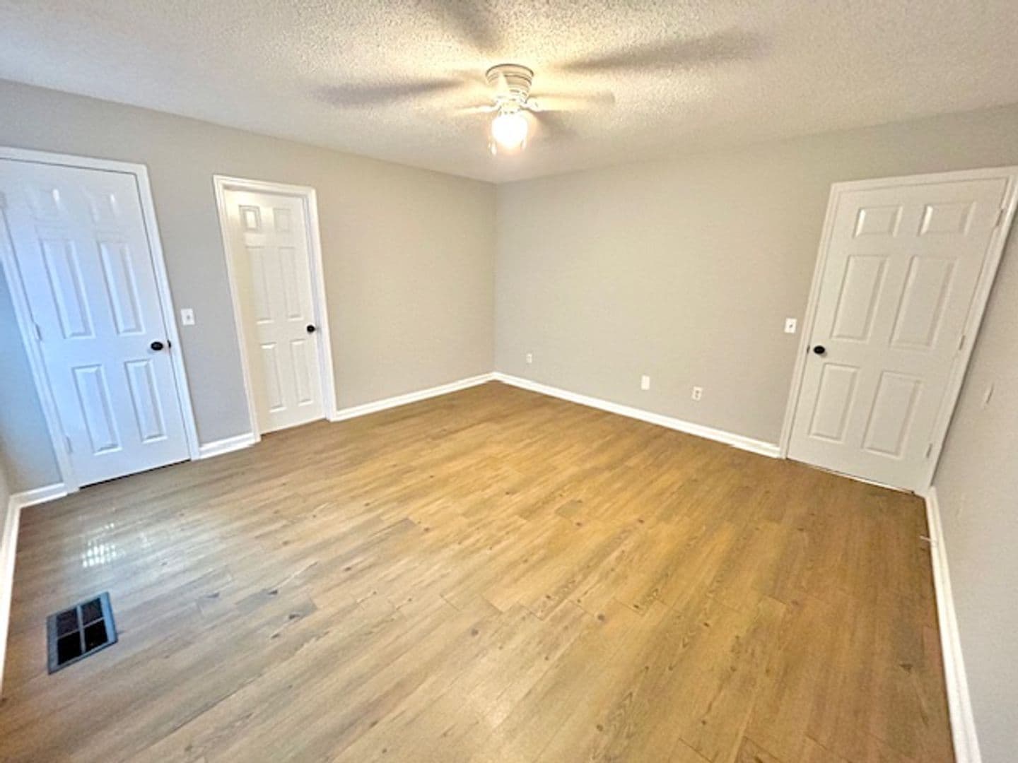 Madison House: 119 Crescent Cir
