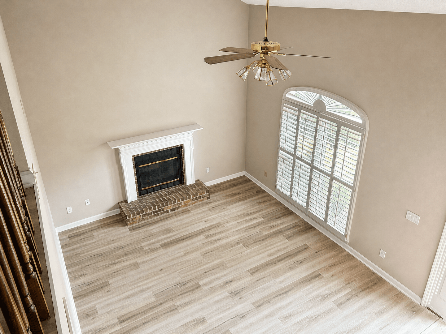 Madison House: 245 West Lake Circle