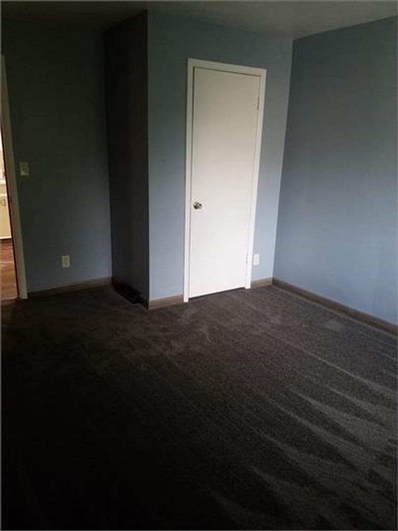 Menominee Apartment: 4035 10th St