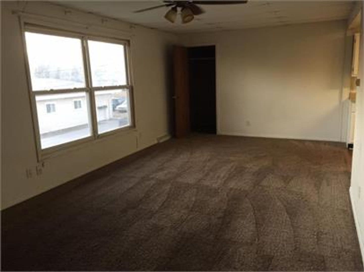 Menominee Apartment: 4035 10th St