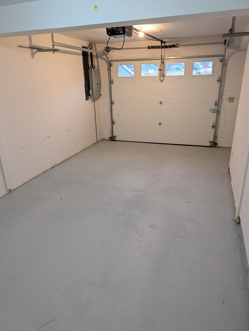 Augusta Apartment: 5-10 Hummingbird Circle