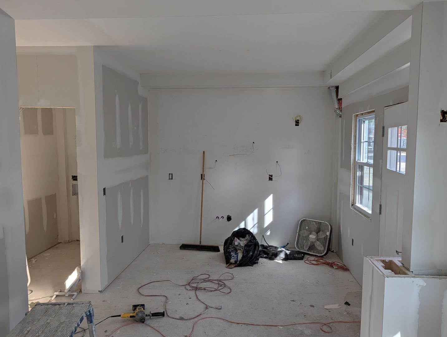 Rockland Apartment: 139 Union St.